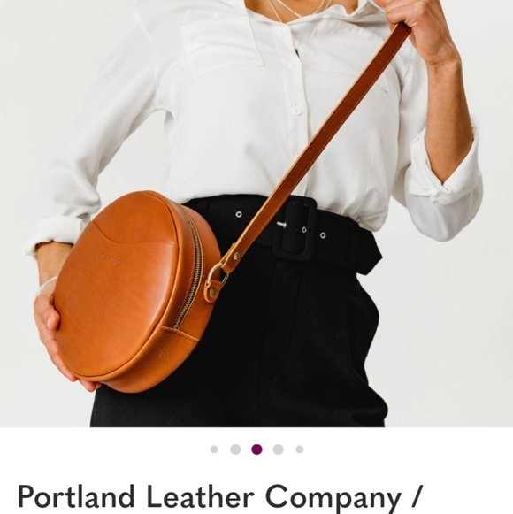 Portland Leather Company Almost Perfect Circle Suede Leather Crossbody Dakota 9” - Picture 3 of 12